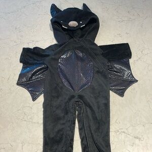 Baby Bat Halloween costume. 3-6 months, perfect condition.